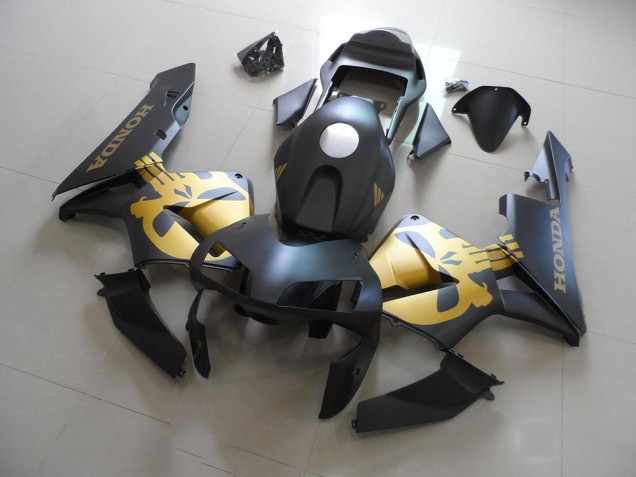 Cheap 2003-2004 Black Gold Decal Honda CBR600RR Motorcycle Fairings Kit UK Cheap 2003-2004 Black Gold Decal Honda CBR600RR Motorcycle Fairings Kit UK
