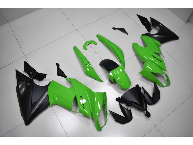 Cheap 2009-2011 Green Black Kawasaki EX650 Replacement Motorcycle Fairings UK Cheap 2009-2011 Green Black Kawasaki EX650 Replacement Motorcycle Fairings UK