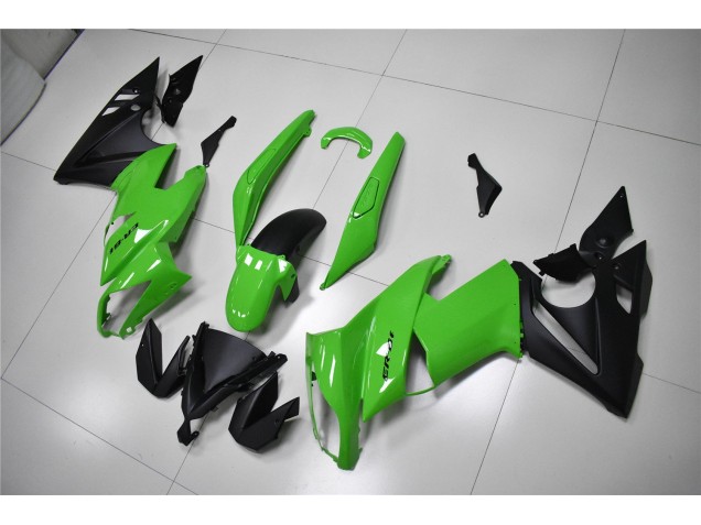 Cheap 2009-2011 Green Black Kawasaki EX650 Replacement Motorcycle Fairings UK Cheap 2009-2011 Green Black Kawasaki EX650 Replacement Motorcycle Fairings UK